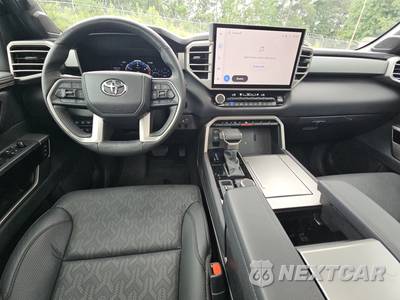 2025 Toyota Sequoia Limited - zdjęcie 11 z 26 - miniatura