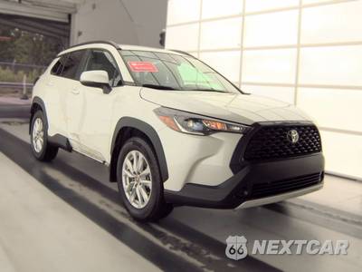 2024 Toyota Corolla Cross LE - zdjęcie 3 z 25 - miniatura
