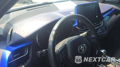 2020 Toyota C-HR XLE - zdjęcie 26 z 41 - miniatura