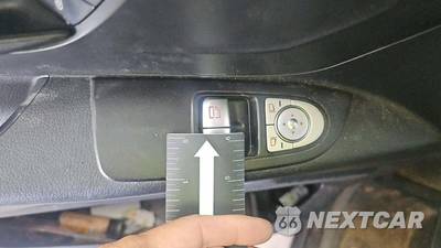 2017 Mercedes-Benz Metris Passenger Van 126.0" WB - zdjęcie 56 z 60 - miniatura