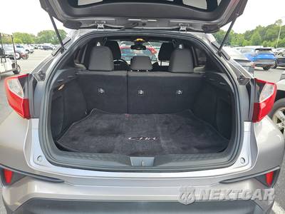 2019 Toyota C-HR LE - zdjęcie 17 z 30 - miniatura