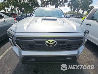 2024 Toyota Tacoma Hybrid TRD Sport Crew Cab Medium Bed - zdjęcie 2 z 18 - miniatura