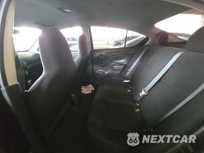 2012 Nissan Versa 1.6 S Sedan - zdjęcie 13 z 52 - miniatura