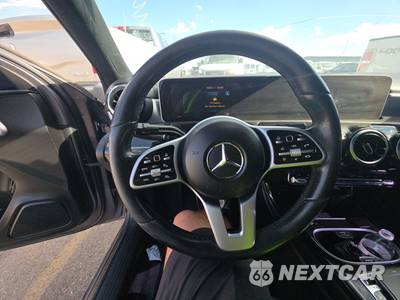 2020 Mercedes-Benz A 220 - zdjęcie 10 z 26 - miniatura