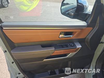 2025 Toyota Tundra i-FORCE MAX 1794 Edition Crew Cab Short Bed - zdjęcie 9 z 21 - miniatura