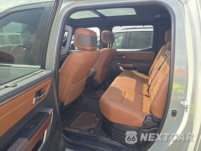 2025 Toyota Tundra i-FORCE MAX 1794 Edition Crew Cab Short Bed - zdjęcie 13 z 21 - miniatura