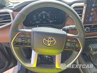 2025 Toyota Tundra i-FORCE MAX 1794 Edition Crew Cab Short Bed - zdjęcie 10 z 21 - miniatura