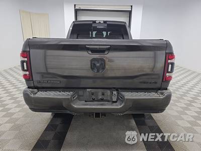 2022 Ram 2500 Laramie Extended Crew Cab Medium Bed - zdjęcie 5 z 27 - miniatura