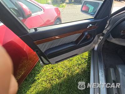 1994 Mercedes-Benz S 420 Sedan - zdjęcie 9 z 19 - miniatura