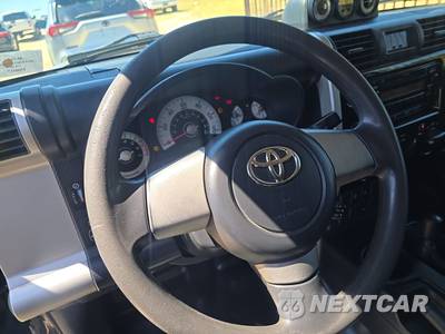 2008 Toyota FJ Cruiser w/Rear Doors - zdjęcie 10 z 18 - miniatura