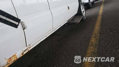 2012 Ford E-250 Commercial Cargo Van 138.0" WB - zdjęcie 37 z 49 - miniatura