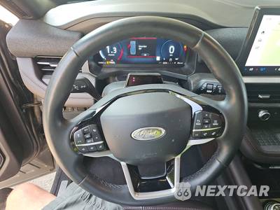 2025 Ford Explorer Platinum - zdjęcie 10 z 29 - miniatura