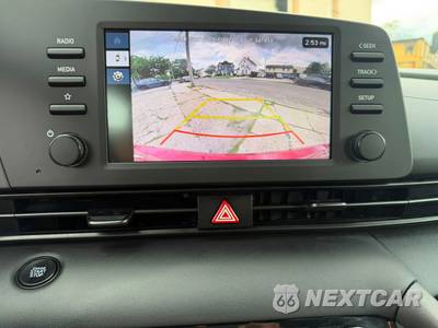 2025 Hyundai Elantra SEL Sport - zdjęcie 16 z 27 - miniatura