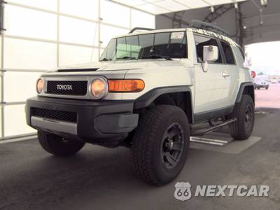 2008 Toyota FJ Cruiser w/Rear Doors