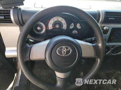 2008 Toyota FJ Cruiser w/Rear Doors - zdjęcie 10 z 57 - miniatura