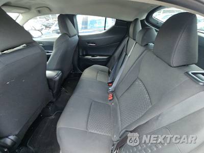 2021 Toyota C-HR LE - zdjęcie 13 z 34 - miniatura