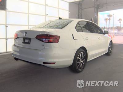 2017 Volkswagen Jetta SE - zdjęcie 4 z 29 - miniatura