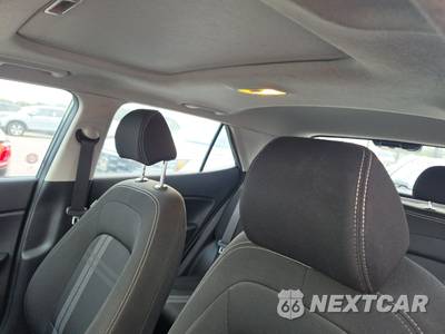 2025 Hyundai Venue SEL - zdjęcie 18 z 23 - miniatura