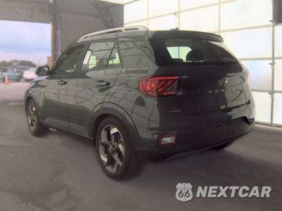2025 Hyundai Venue SEL - zdjęcie 6 z 23 - miniatura