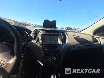2017 Hyundai Santa Fe SE - zdjęcie 17 z 36 - miniatura