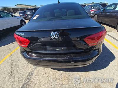 2013 Volkswagen Passat 2.5L Wolfsburg Edition - zdjęcie 23 z 35 - miniatura