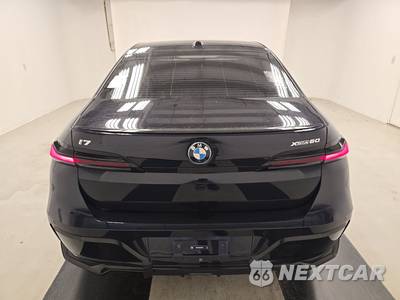 2025 BMW i7 xDrive60 M SPORT LINE - zdjęcie 5 z 22 - miniatura