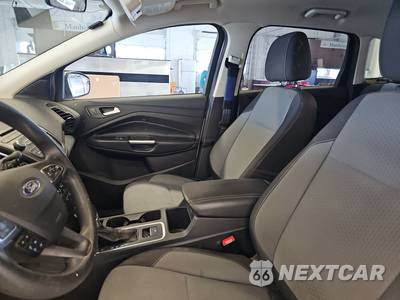 2017 Ford Escape SE - zdjęcie 7 z 30 - miniatura