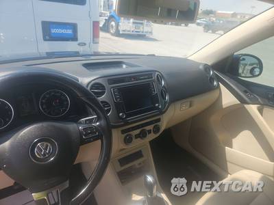 2016 Volkswagen Tiguan SE - zdjęcie 11 z 17 - miniatura
