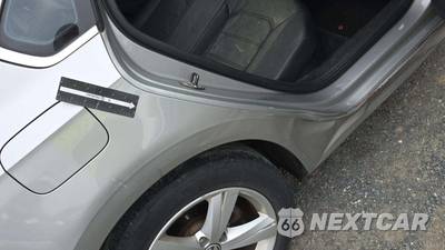2013 Volkswagen Passat 2.5L SE - zdjęcie 32 z 38 - miniatura