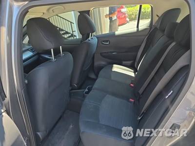 2025 Nissan LEAF S - zdjęcie 14 z 27 - miniatura
