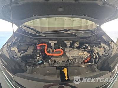 2024 Nissan Ariya ENGAGE e-4ORCE - zdjęcie 16 z 23 - miniatura