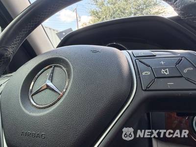 2013 Mercedes-Benz GLK 350 4MATIC - zdjęcie 18 z 49 - miniatura