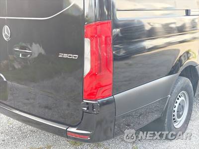 2019 Mercedes-Benz Sprinter 2500 Cargo Van High Roof 170.0" WB - zdjęcie 13 z 35 - miniatura