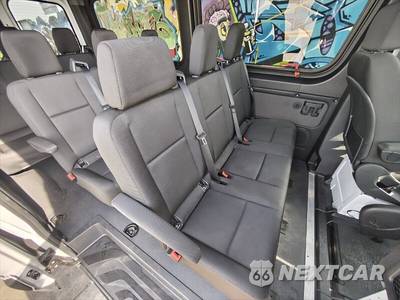 2025 Mercedes-Benz Sprinter 2500 Passenger Van Standard Roof 144.0" WB - zdjęcie 38 z 46 - miniatura