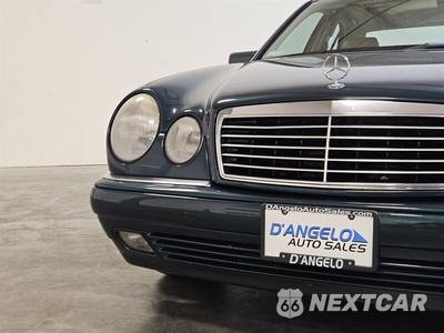 1998 Mercedes-Benz E 320 Sedan - zdjęcie 12 z 43 - miniatura