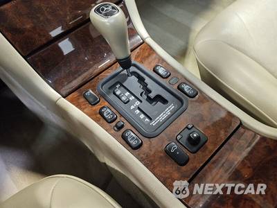 1998 Mercedes-Benz E 320 Sedan - zdjęcie 33 z 43 - miniatura