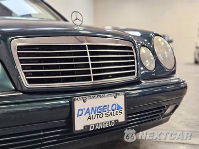 1998 Mercedes-Benz E 320 Sedan - zdjęcie 14 z 43 - miniatura