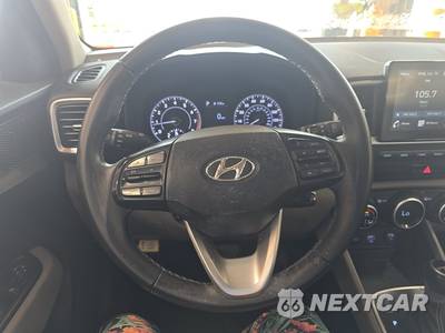 2021 Hyundai Venue SEL - zdjęcie 10 z 34 - miniatura