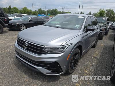 2022 Volkswagen Tiguan SE R-Line Black