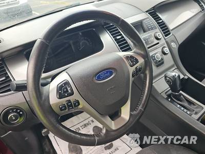 2016 Ford Taurus SEL - zdjęcie 10 z 34 - miniatura