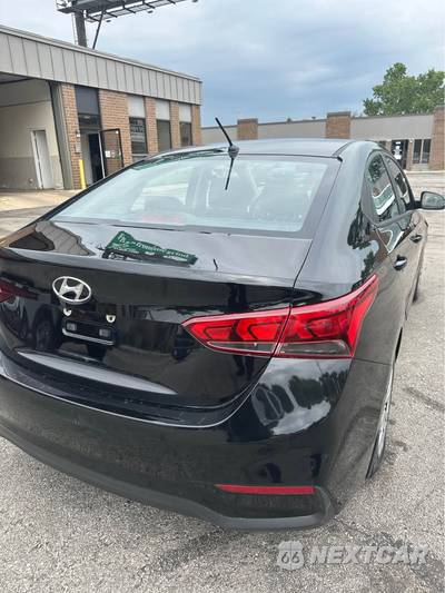 2019 Hyundai Accent SE - zdjęcie 4 z 13 - miniatura