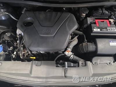 2017 Hyundai Accent SE Hatchback - zdjęcie 7 z 21 - miniatura