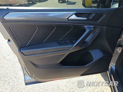 2023 Volkswagen Tiguan SE R-Line Black - zdjęcie 9 z 26 - miniatura