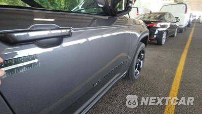 2024 Jeep Grand Cherokee Altitude X - zdjęcie 25 z 35 - miniatura