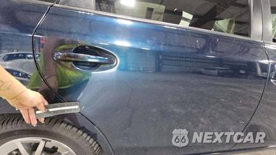 2017 Toyota Prius v Three - zdjęcie 26 z 41 - miniatura