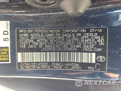 2017 Toyota Prius v Three - zdjęcie 14 z 41 - miniatura