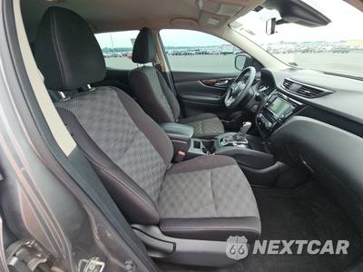 2020 Nissan Rogue Sport SV - zdjęcie 8 z 28 - miniatura
