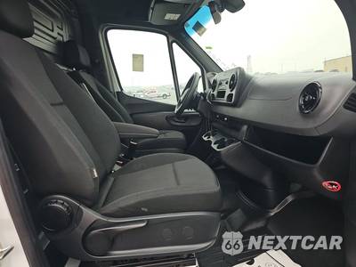 2023 Mercedes-Benz Sprinter 2500 Cargo Van Standard Roof 144.0" WB - zdjęcie 8 z 28 - miniatura