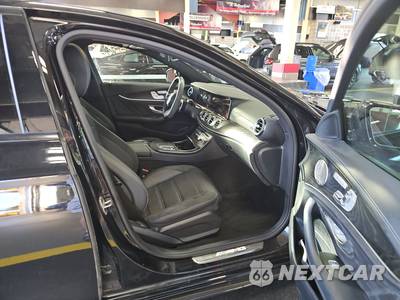2023 Mercedes-Benz AMG E 53 4MATIC+ Sedan - zdjęcie 8 z 26 - miniatura