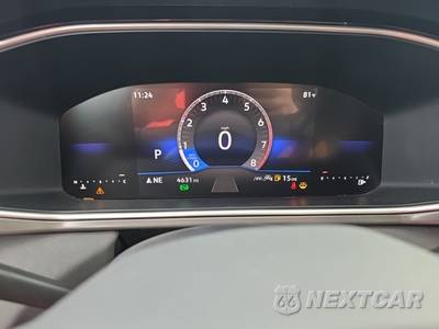 2025 Volkswagen Taos SE Black - zdjęcie 9 z 16 - miniatura